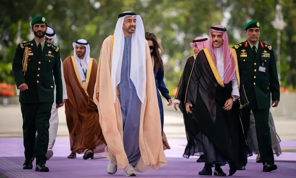 Gcc-Leadres.jpg